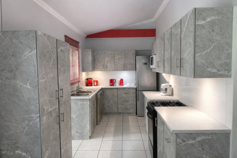  Bedroom Property for Sale in Vaalpark Free State